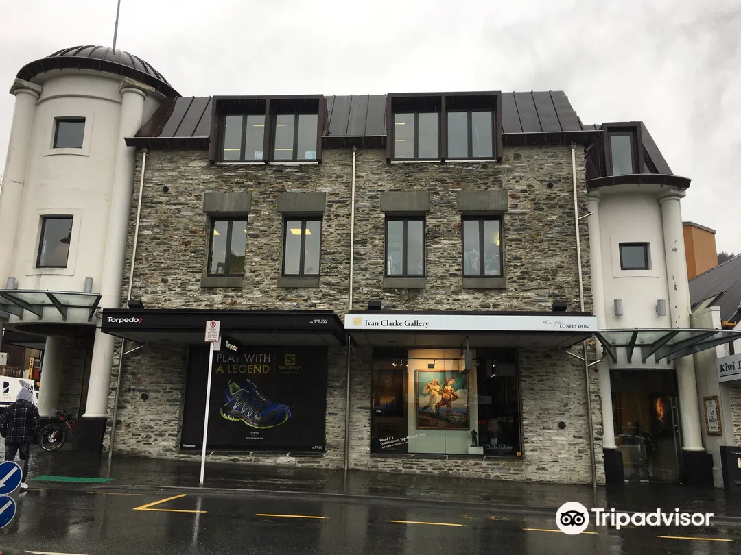 2_Ivan Clarke Gallery