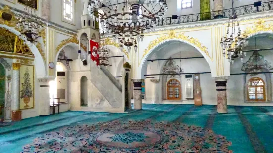 Şadırvan Mosque