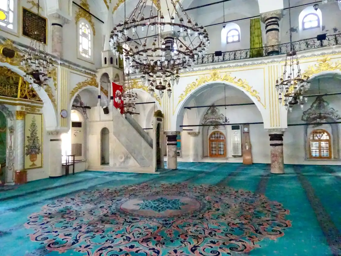 Hotels near Şadırvan Mosque