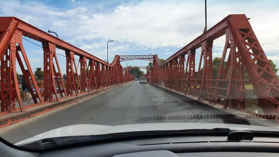 Puente Carlos Mendez Casariego
