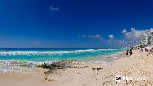 Playa Gaviota Azul