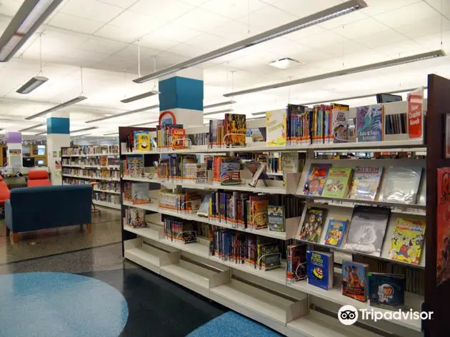 Oak Park Public Library - Main Library