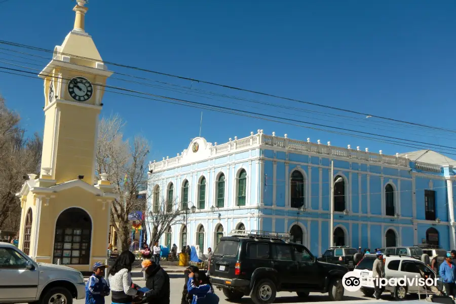 Plaza Principal Aniceto Arce