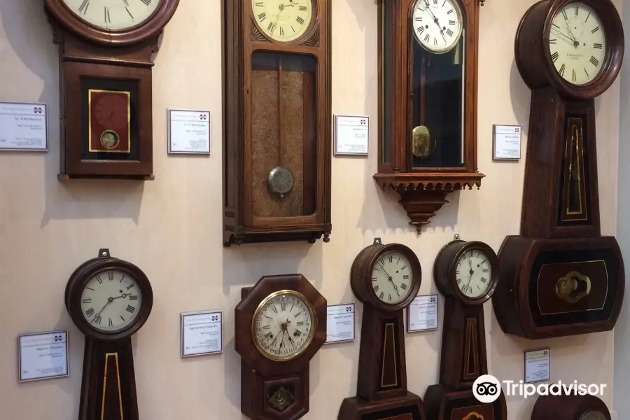 Cullis and Gladys Wade Clock Museum