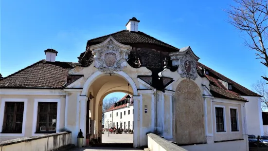 Schloss Seefeld