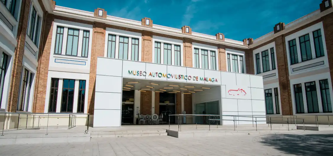 Các khách sạn gần Museo automovilistico Malaga