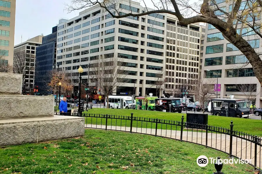 Farragut Square