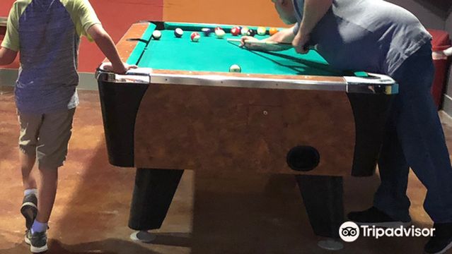 Putters & Gutters Fun Center- Lampasas