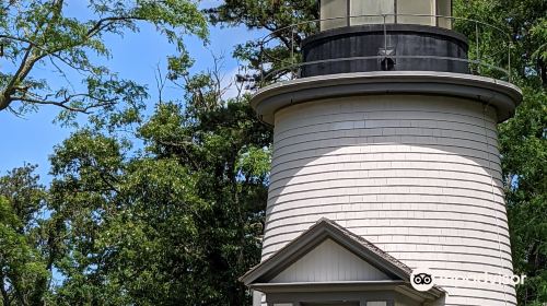 Three Sisters Lighthouses