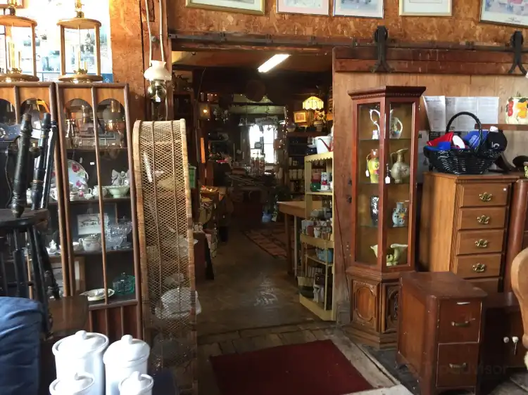 Hotels in Wolcott