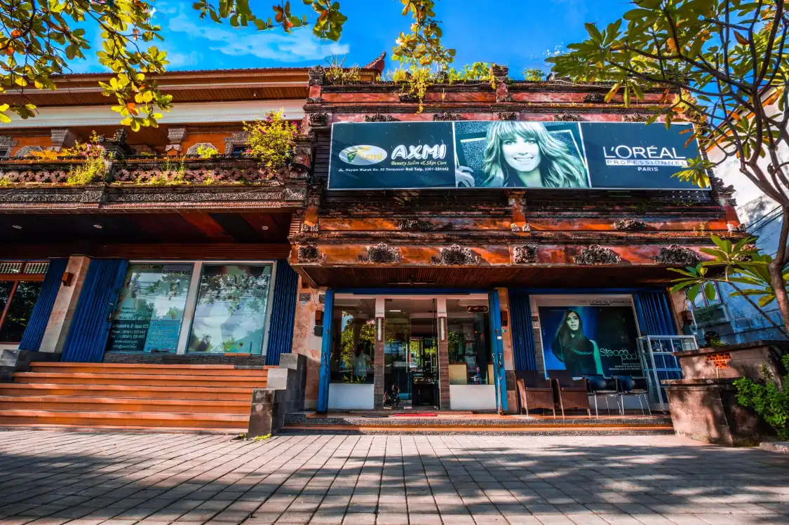 Hotel berhampiran AXMI Beauty Salon and Skin Care