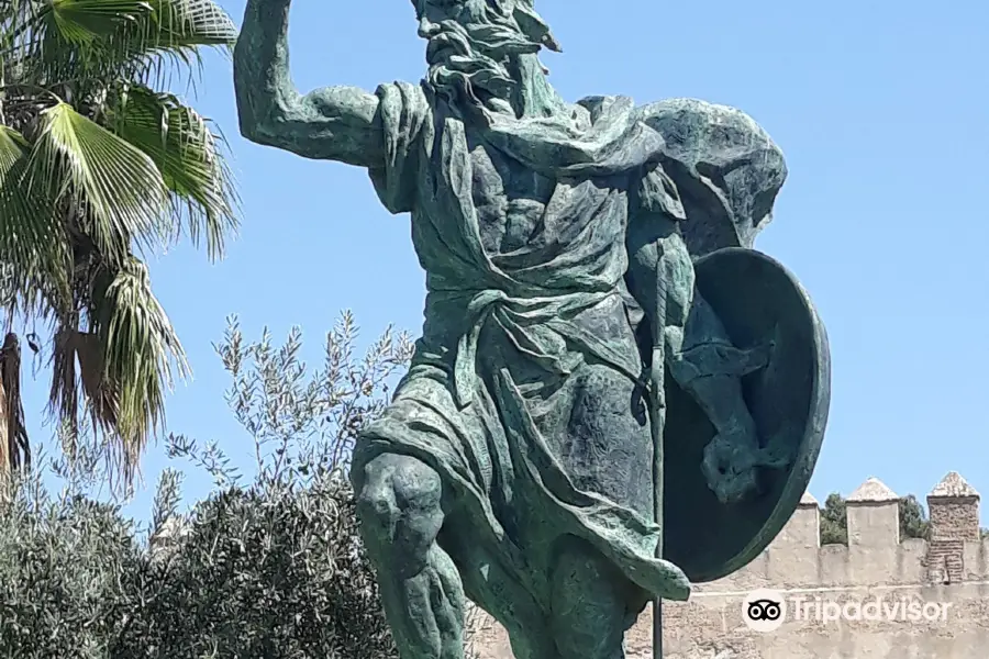 Monumento a Ibn Marwan - fundador de Badajoz