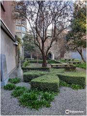 Huguenot Cemetery