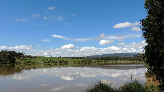 Lake Hyland