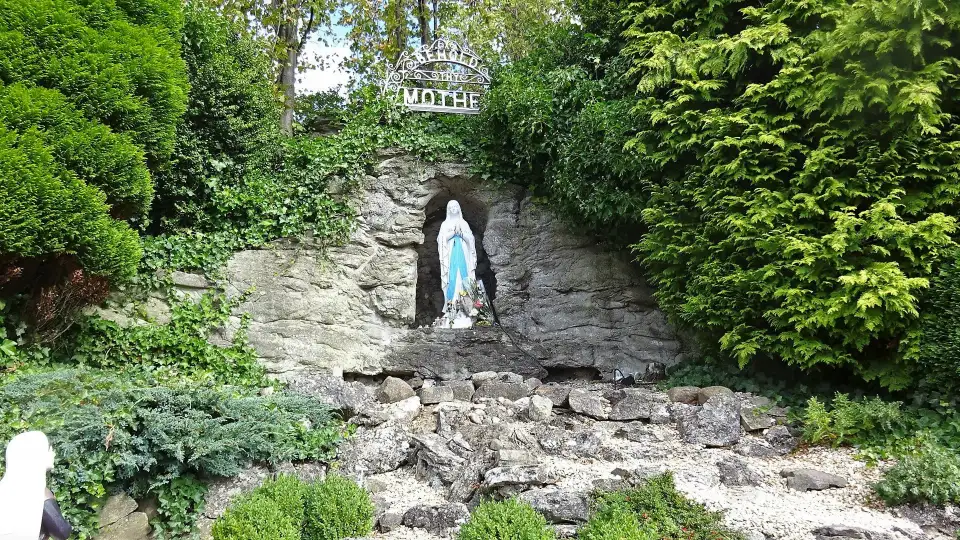 2_National Shrine of Our Lady of Lourdes