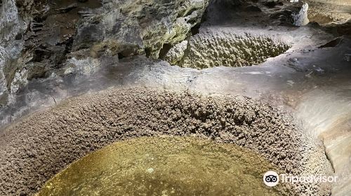 Grottes du Cornadore