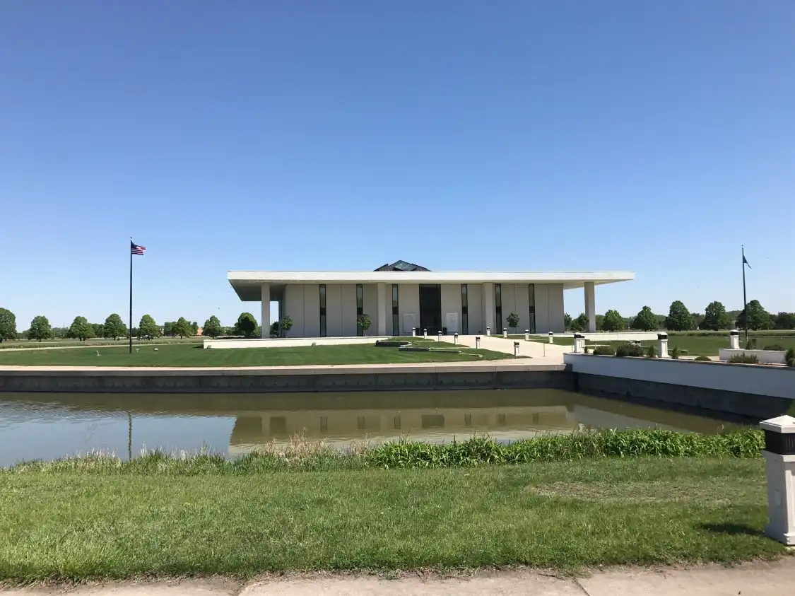 Hotels near Stuhr Museum