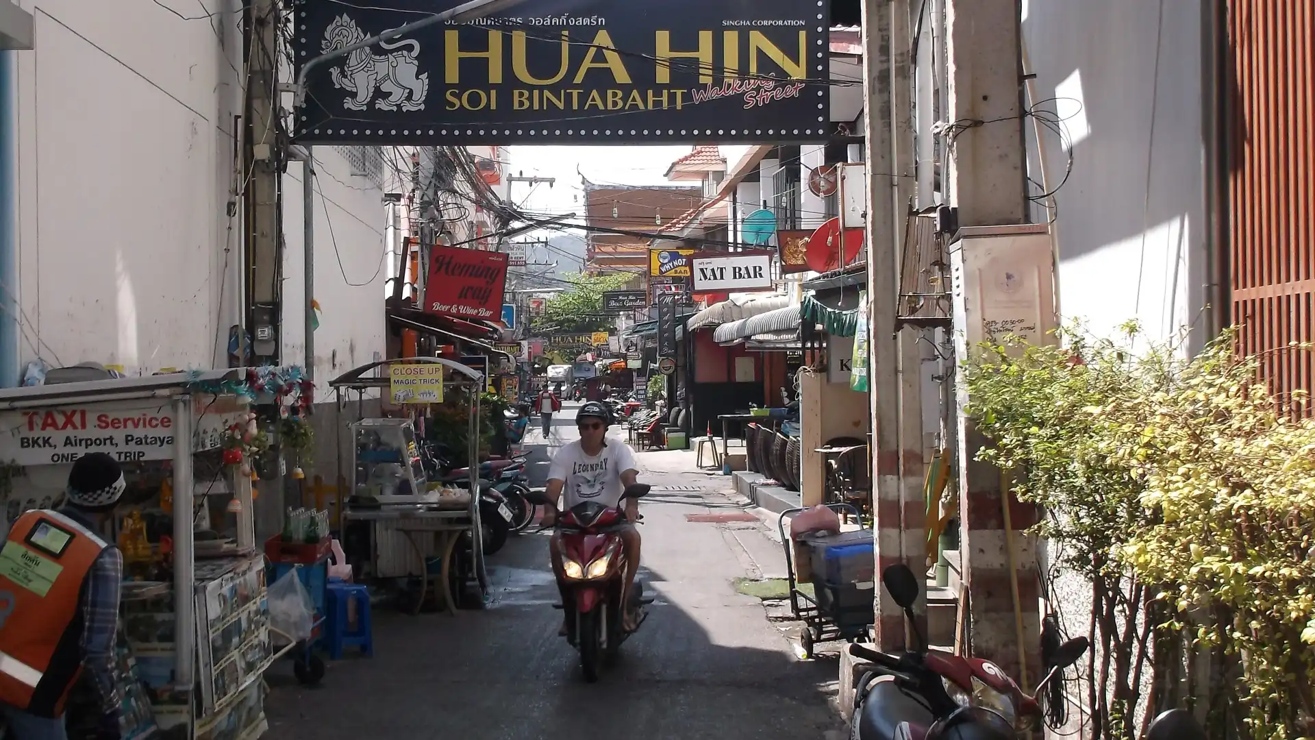 Hotels near Soi Bintabaht Walking Street