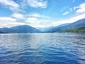 Shuswap Lake