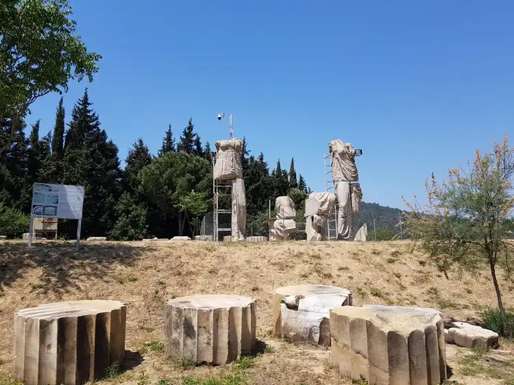 Hôtels à : Menderes
