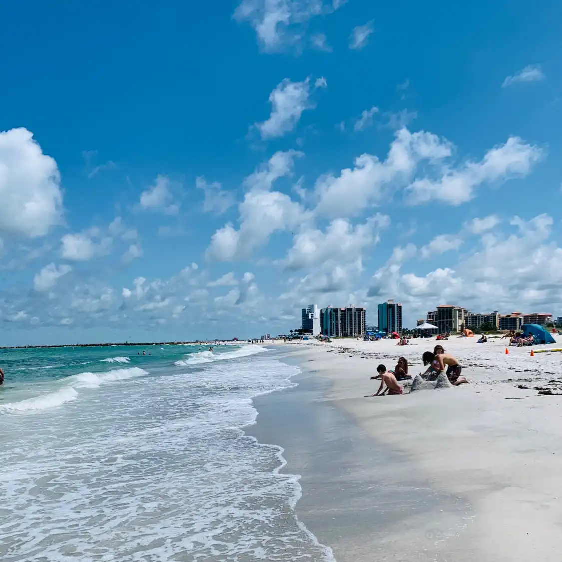 Hotels near Sand Key Park
