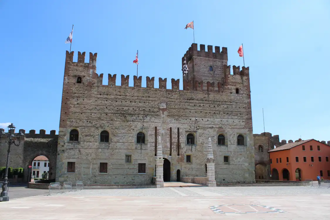 Hotel in zona Piazza Castello