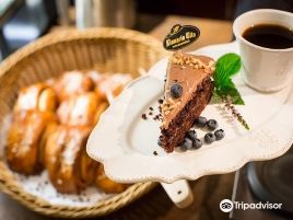 Kinnarin Tila & Pioni Ja Piironki