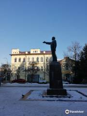 Lenin Statue