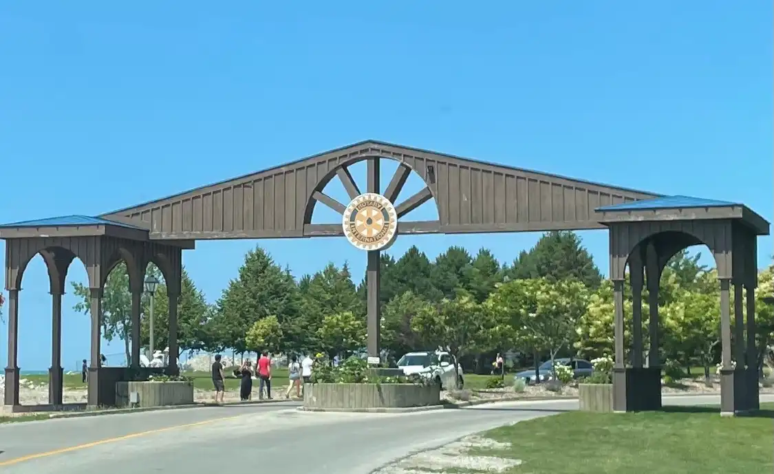 Hotels near Goderich Main Beach