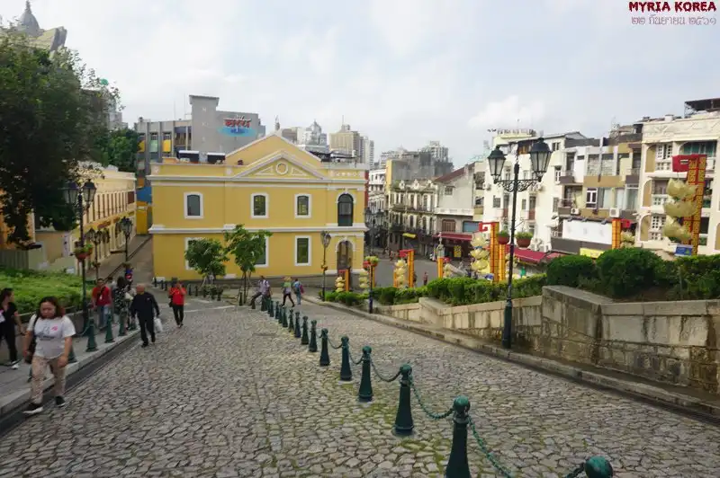 예수회 기념광장 주변 호텔