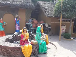 Rangla Punjab by Haveli
