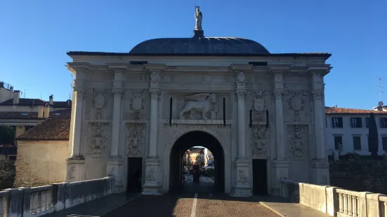 Porta San Tommaso