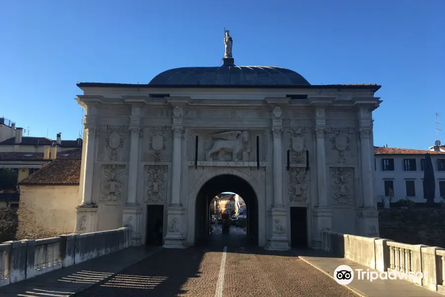 Porta San Tommaso