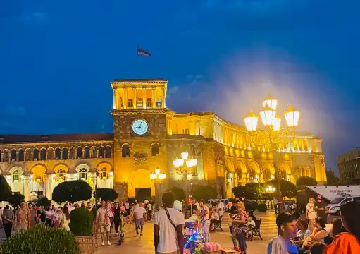 自由広場周辺のホテル