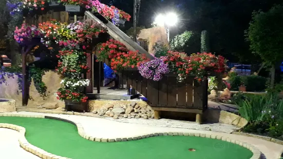 Mini Golf du plan d'eau d'Embrun