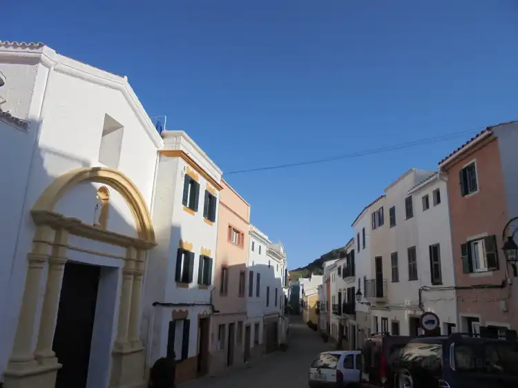 Các khách sạn gần Cala Macarelleta
