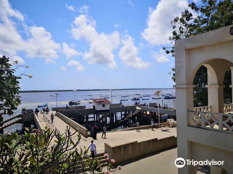 Bangui to Lamu Flights