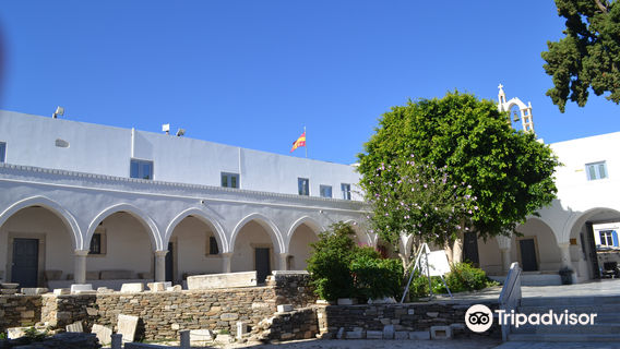 Paros