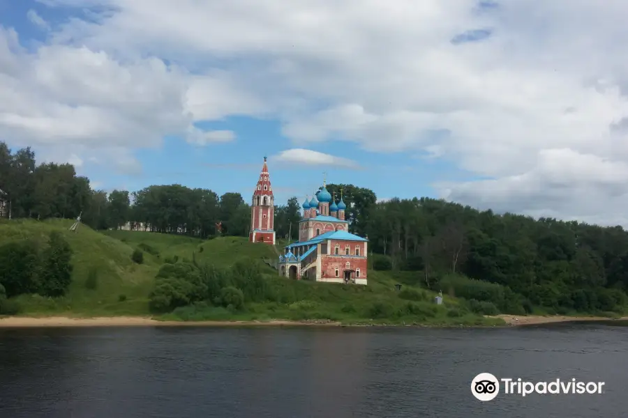 Церковь Казанской иконы Божией Матери и Спаса Преображения