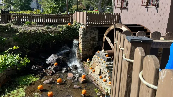 Plimoth Grist Mill