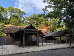 Tsukiyomi-no-miya Shrine