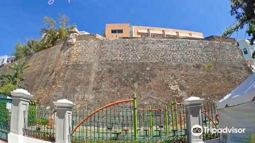 La Fuente de la Herencia de las Americas