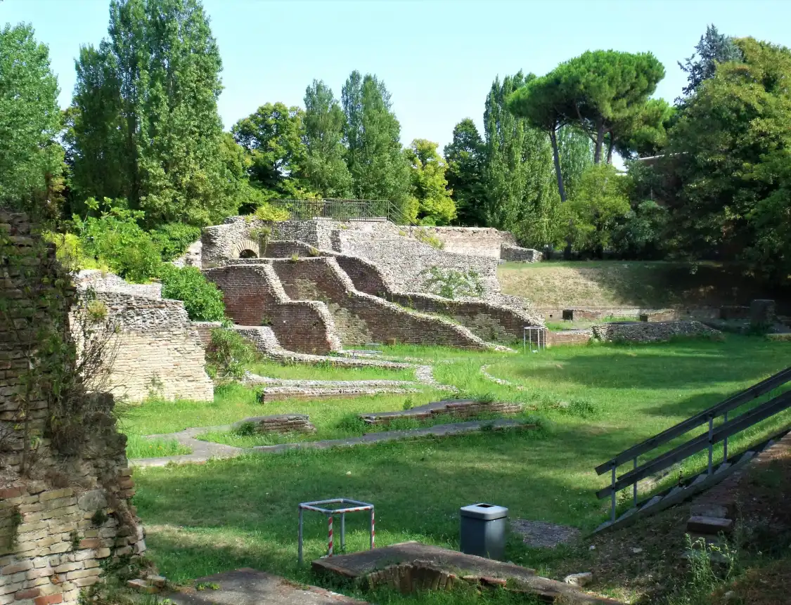 Hotel in zona Anfiteatro Romano