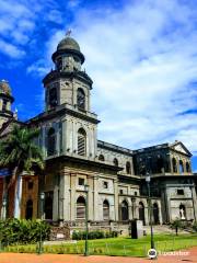 Antigua Catedral de Managua