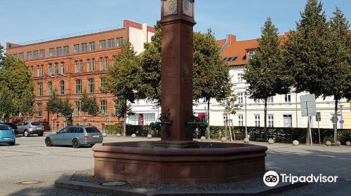 Uhren- und Jahreszeitenbrunnen