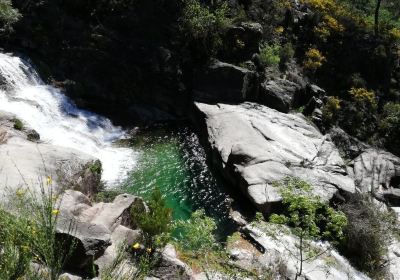 Cascata de Fecha de Barjas (ou Cascata do Tahiti)