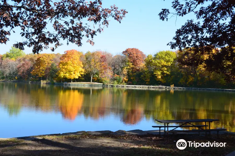 Herrick Lake Forest Preserve