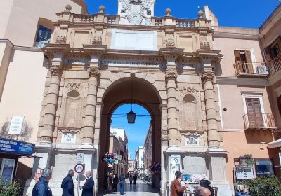 Porta Garibaldi