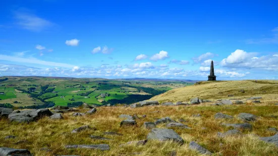 Stoodley Pike