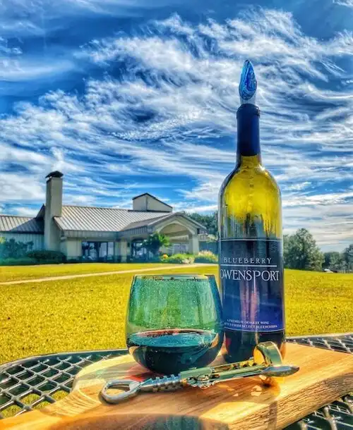 Hotels near Chautauqua Vineyards & Winery